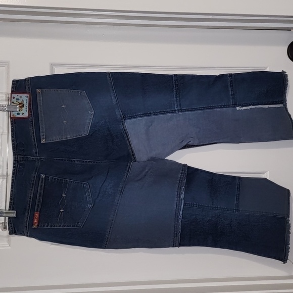 MUDD vintage patchwork capri/peddle jeans Sz 16.5 - Picture 2 of 5